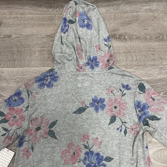 NWT Bailey Lane Crop Tie Front Brushed Pullover Light Grey Floral Hoodie L - Picture 16 of 16